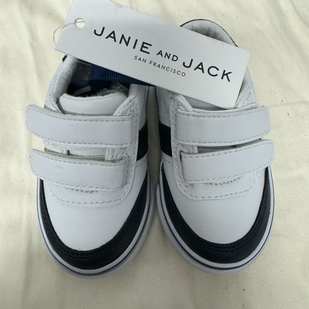 NWT Janie and jack colorblocked sneaker